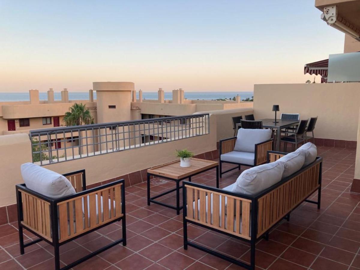 Lets In The Sun Blue Cala Apartment La Cala De Mijas Exterior photo